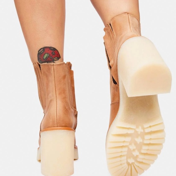 Free People James Chelsea Platform Boots - Picture 4 of 9